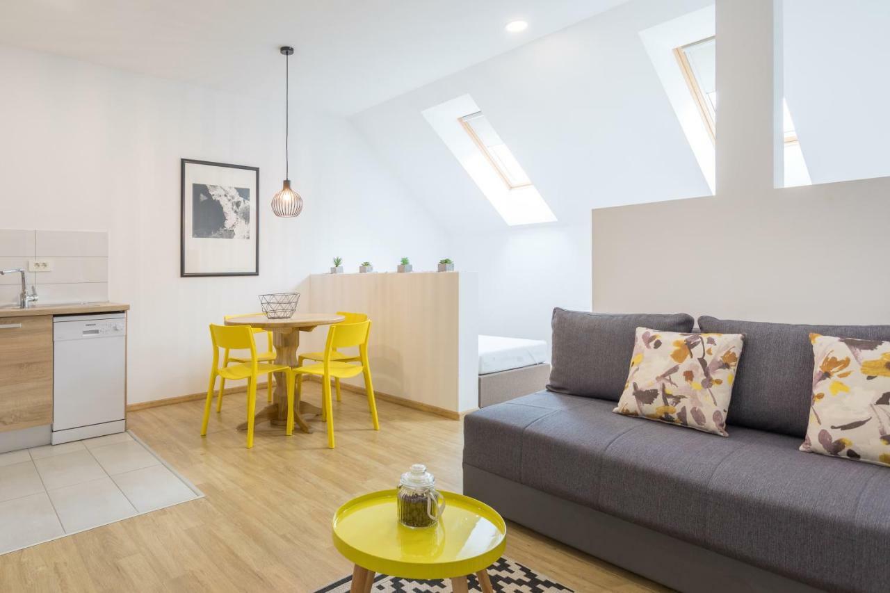 Apartmani Mursa Осиек Экстерьер фото