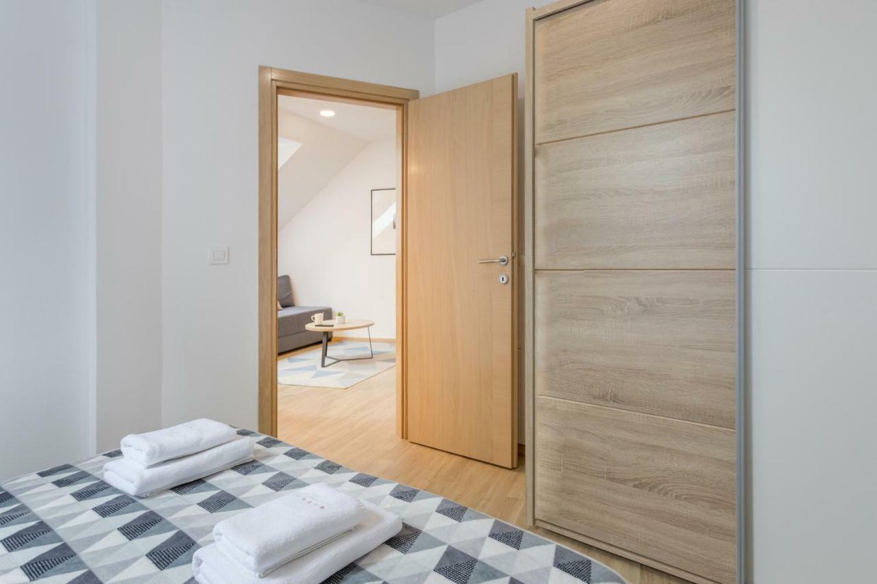 Apartmani Mursa Осиек Экстерьер фото