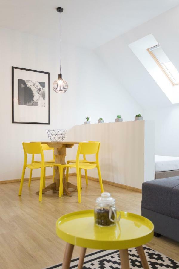 Apartmani Mursa Осиек Экстерьер фото